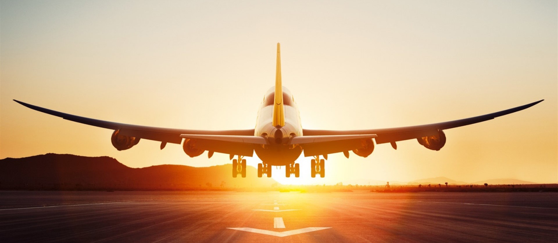 Analyzing Delivery Delays of Specialized Boeing 747-8 Aircraft